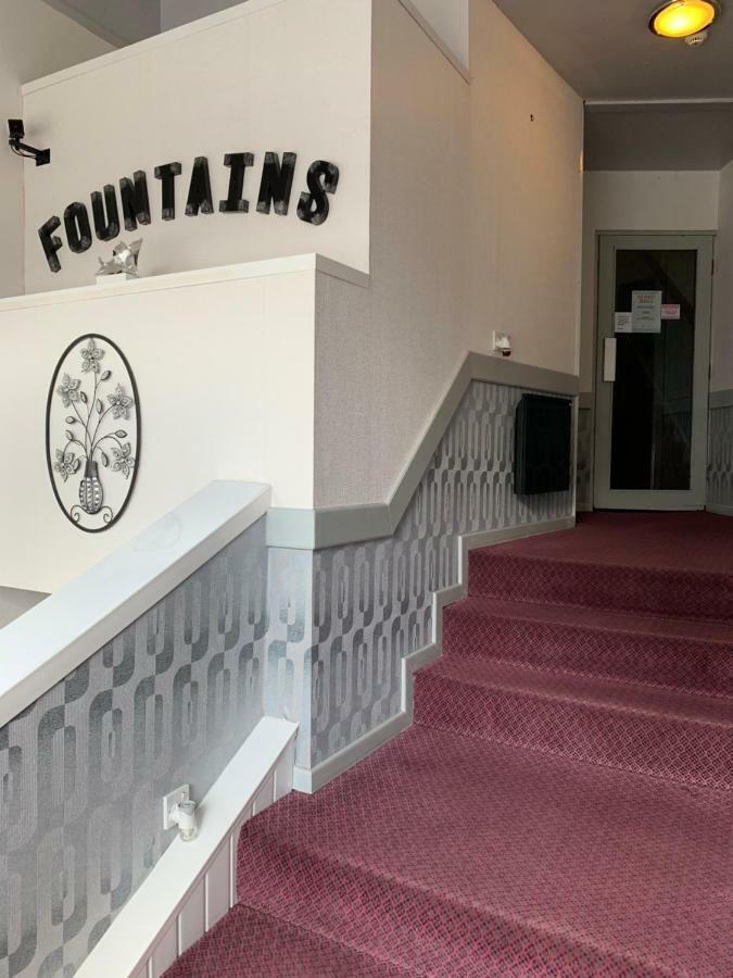 Fountains Hotel Ранкорн Экстерьер фото